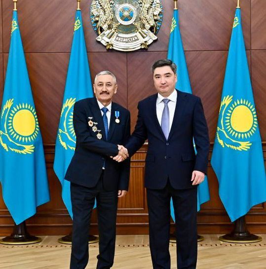 Награжден за труд