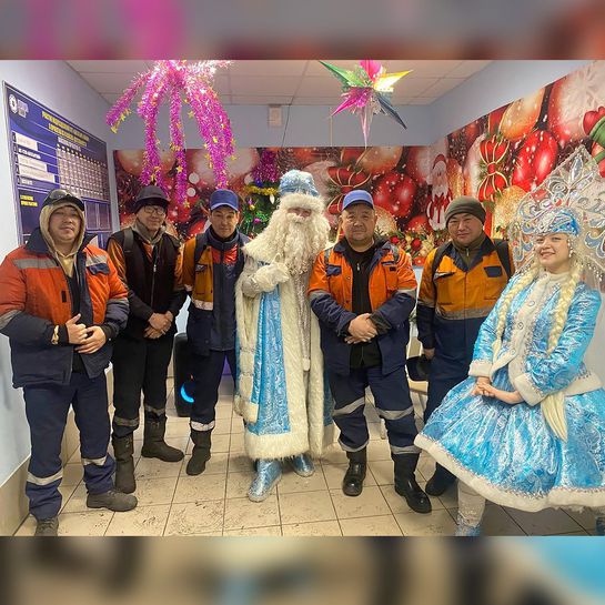 Праздник к нам приходит!